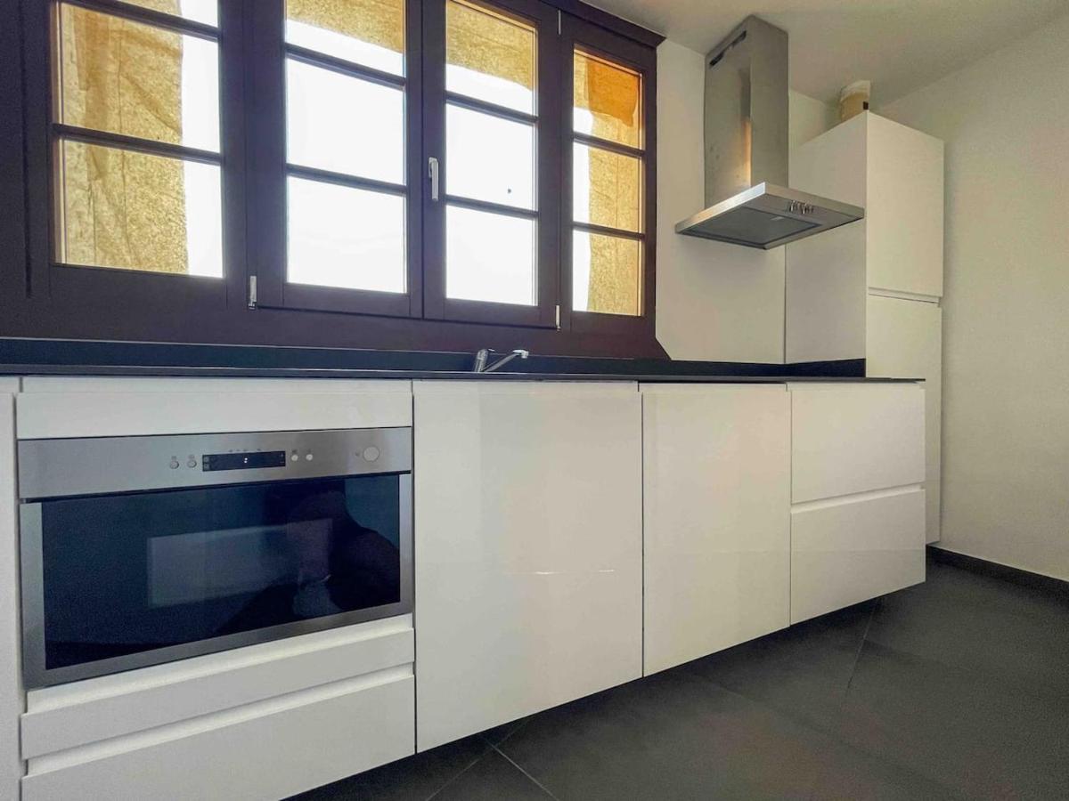 Hostourist Fira Plaza Espana 3 Rooms Barcelona Bagian luar foto